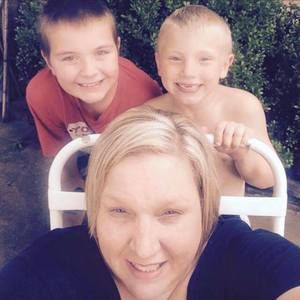 Meet your Posher, Rhonda